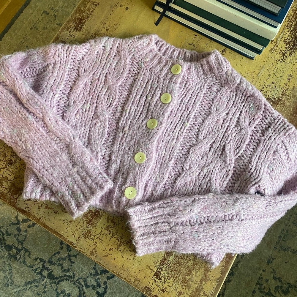 URBAN OUTFITTERS CROPPED CARDIGAN